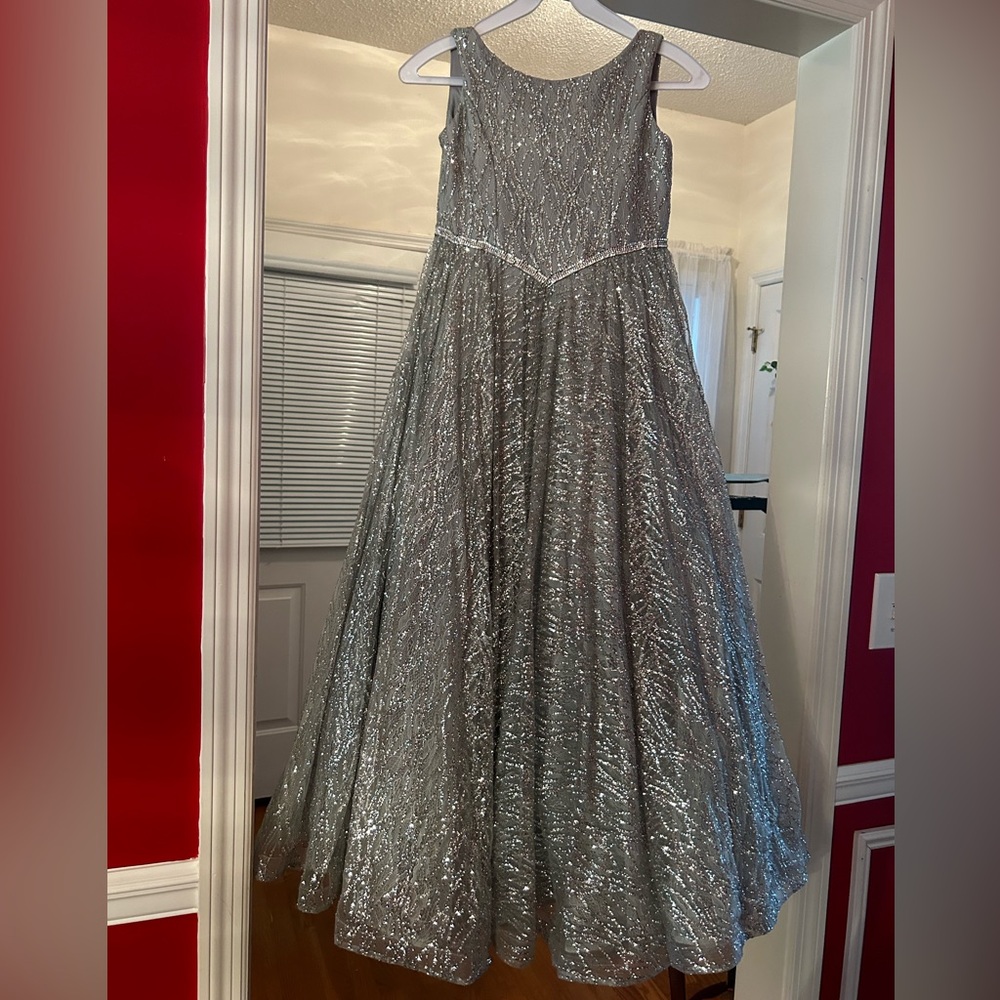 Tiffany size 6 little girls pageant gown